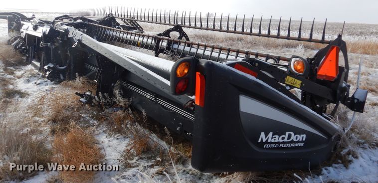 image for item DK3472 2014 MacDon FD75-D  flex draper head