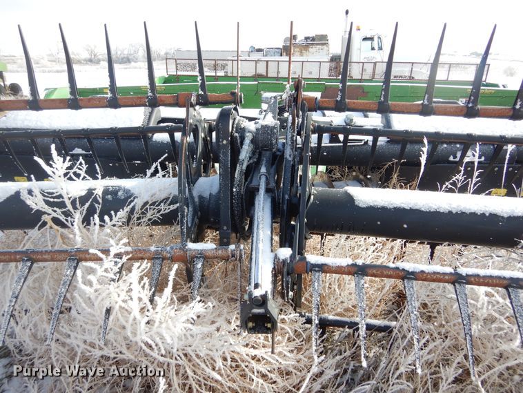 image for item DK3472 2014 MacDon FD75-D  flex draper head