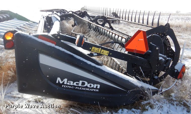 image for item DK3472 2014 MacDon FD75-D  flex draper head