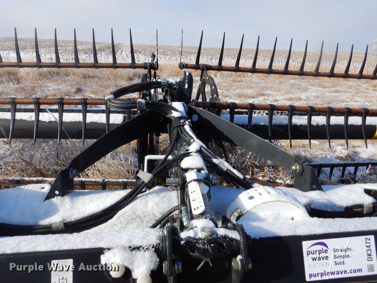 image for item DK3472 2014 MacDon FD75-D  flex draper head