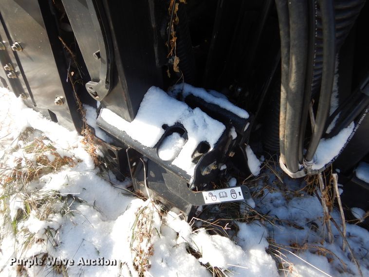 image for item DK3472 2014 MacDon FD75-D  flex draper head