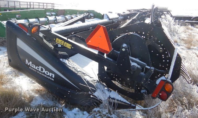 image for item DK3472 2014 MacDon FD75-D  flex draper head