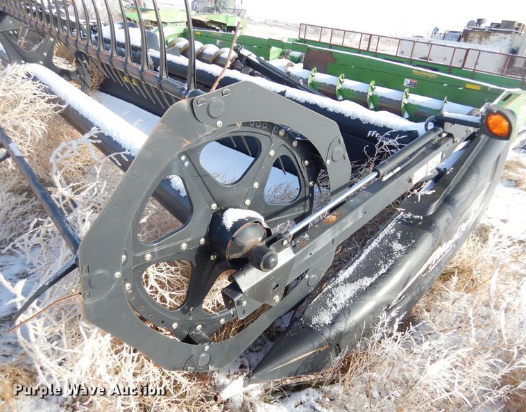 image for item DK3472 2014 MacDon FD75-D  flex draper head