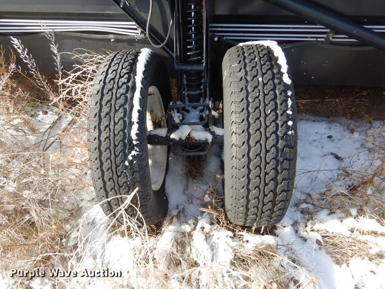 image for item DK3472 2014 MacDon FD75-D  flex draper head