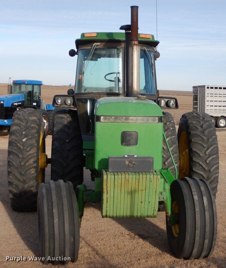 image for item DL1249 1988 John Deere 4650  tractor