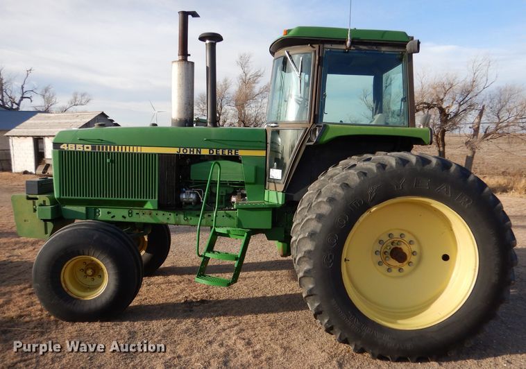 image for item DL1249 1988 John Deere 4650  tractor
