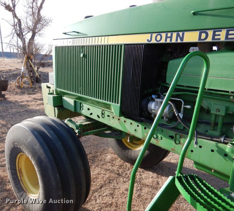 image for item DL1249 1988 John Deere 4650  tractor