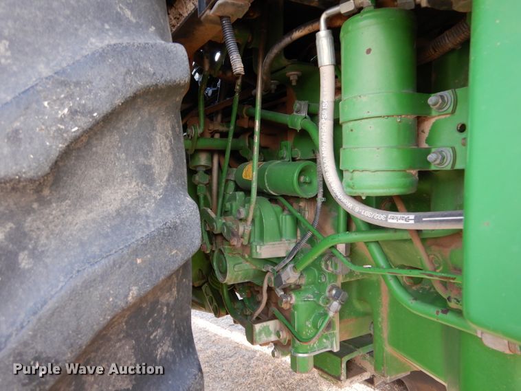 image for item DL1249 1988 John Deere 4650  tractor