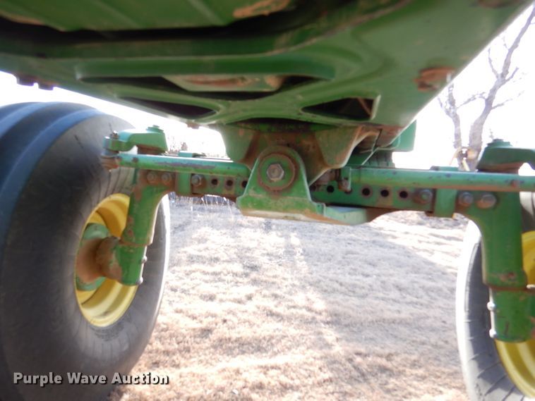 image for item DL1249 1988 John Deere 4650  tractor