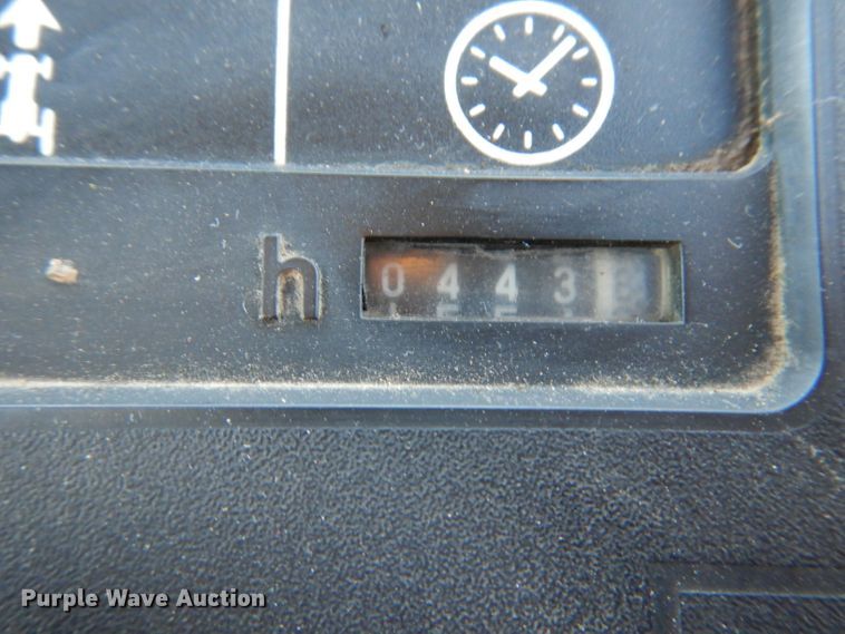 image for item DL1249 1988 John Deere 4650  tractor