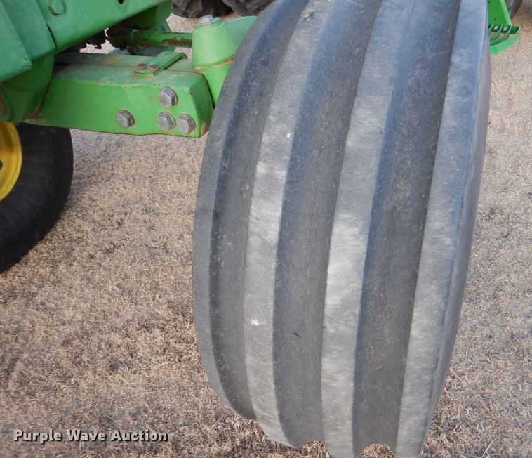 image for item DL1249 1988 John Deere 4650  tractor