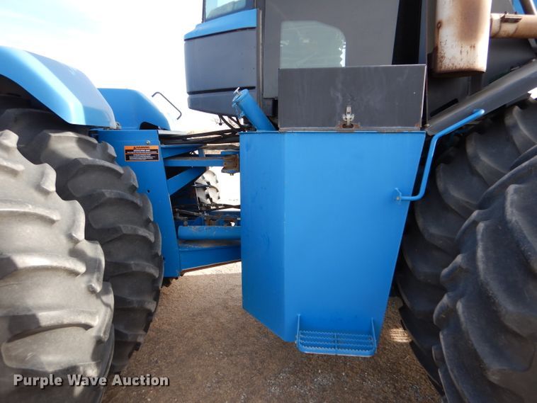 image for item DL1250 1997 New Holland 9482  4WD tractor