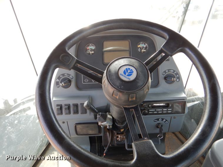 image for item DL1250 1997 New Holland 9482  4WD tractor