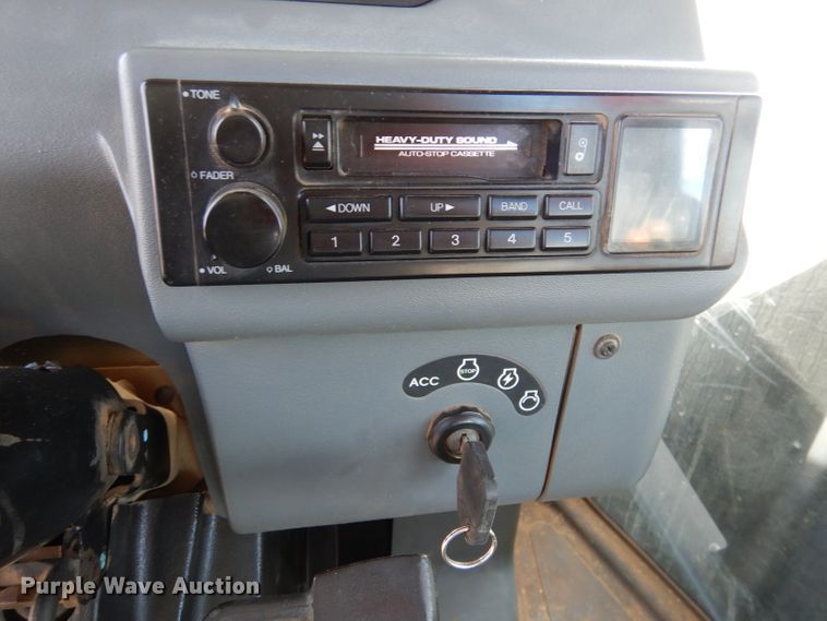 image for item DL1250 1997 New Holland 9482  4WD tractor