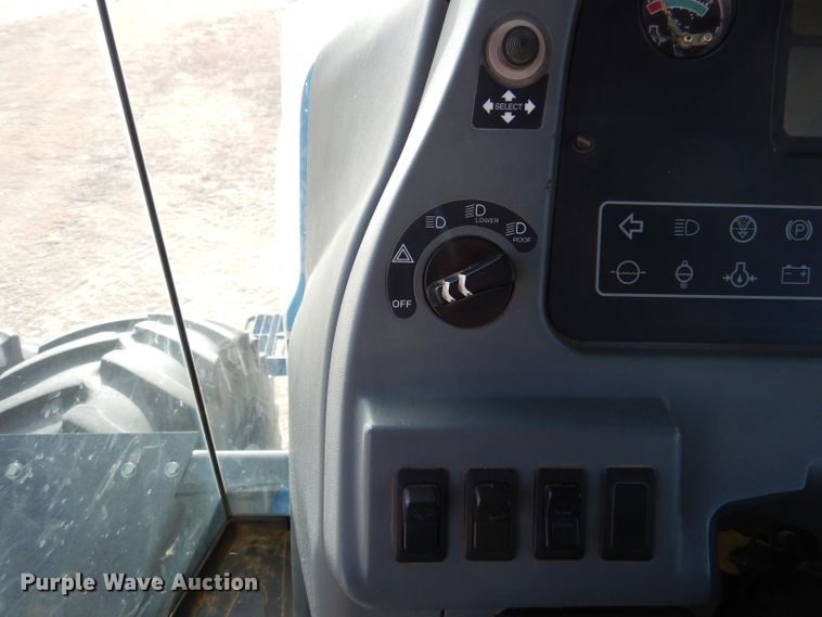 image for item DL1250 1997 New Holland 9482  4WD tractor