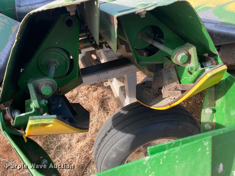 image for item DL1257 John Deere 853A  all-crop head