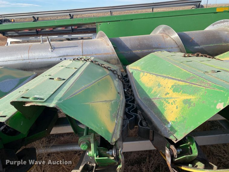 image for item DL1257 John Deere 853A  all-crop head