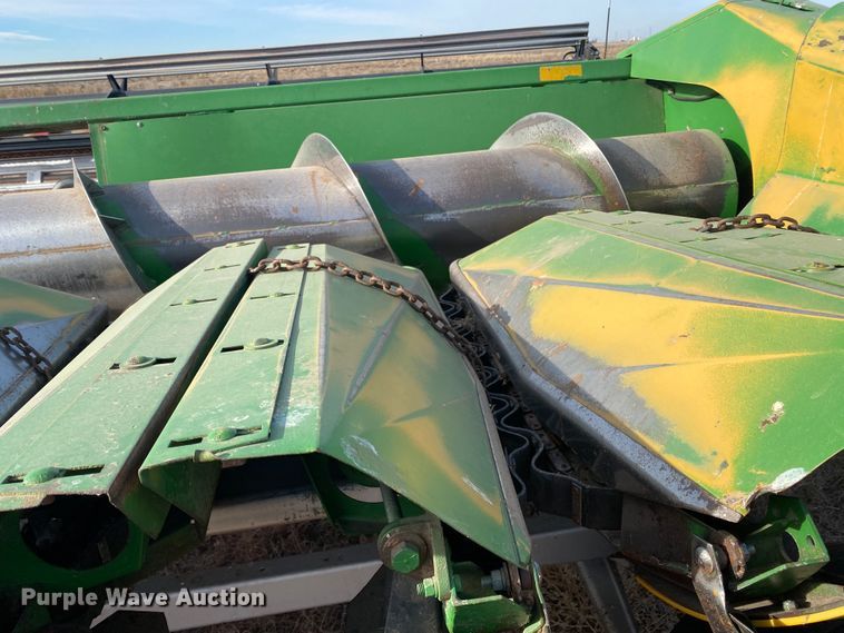 image for item DL1257 John Deere 853A  all-crop head