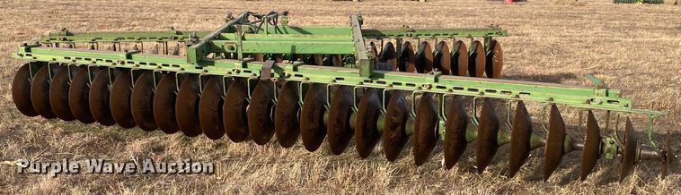 image for item DL1262 John Deere  off-set disk