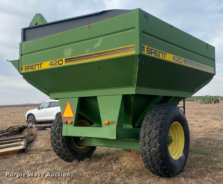 image for item DL1264 Brent 420  grain cart