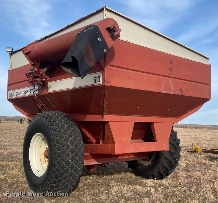 image for item DL1265 Brent 610  grain cart