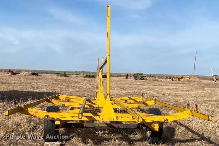 image for item DL1266 Bale mover