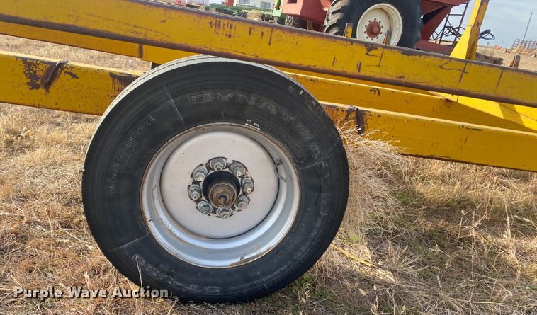 image for item DL1266 Bale mover