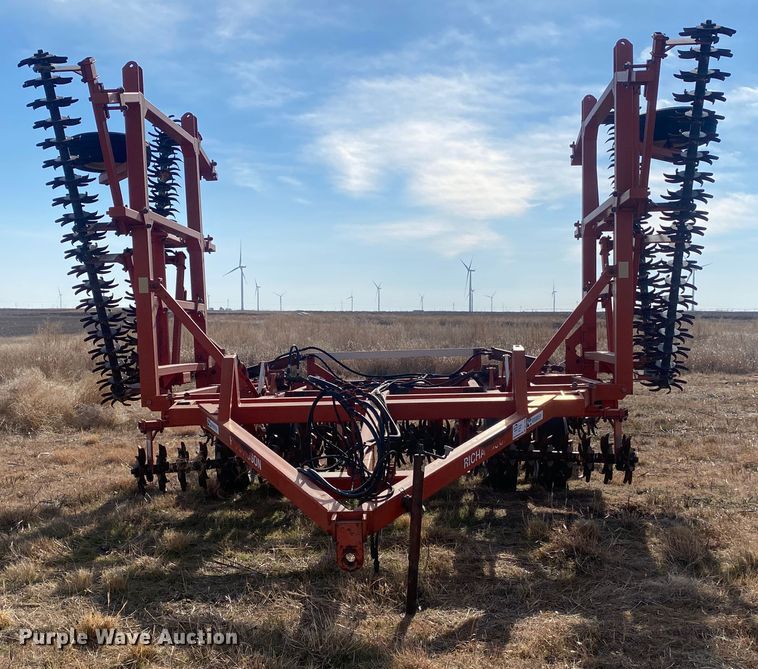 image for item DL1269 Richardson MT 3-31-5  mulch treader picker