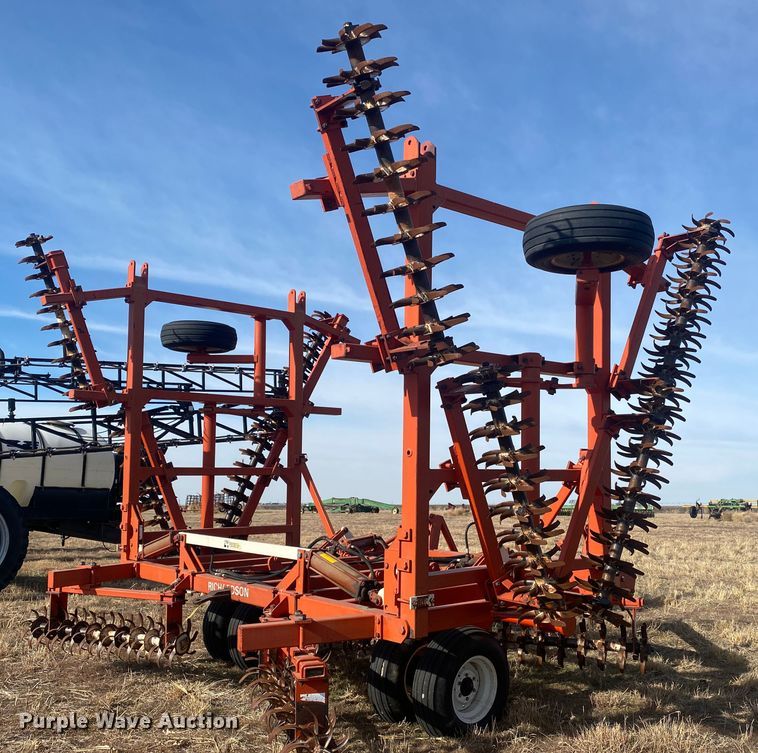 image for item DL1269 Richardson MT 3-31-5  mulch treader picker