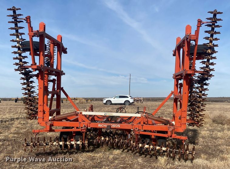 image for item DL1269 Richardson MT 3-31-5  mulch treader picker