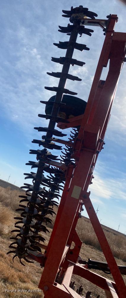 image for item DL1269 Richardson MT 3-31-5  mulch treader picker