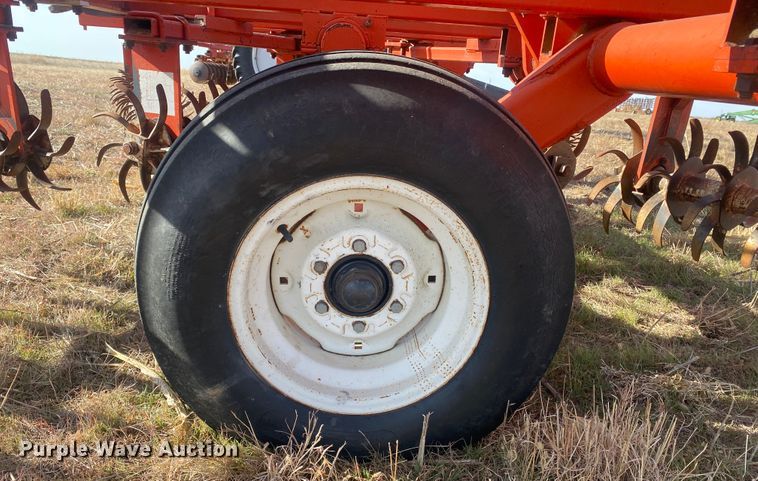 image for item DL1269 Richardson MT 3-31-5  mulch treader picker