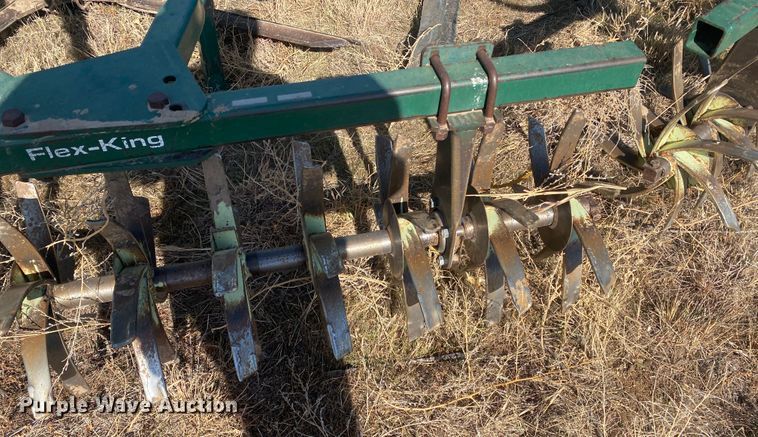 image for item DL1270 Flex King XL  sweep plow