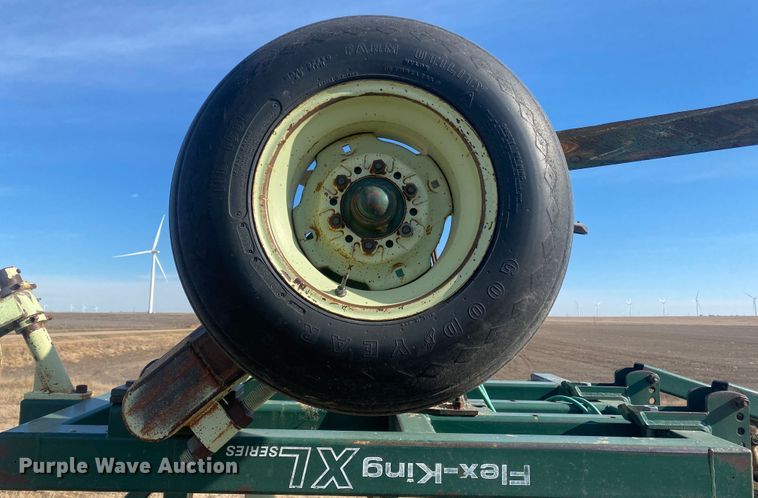 image for item DL1270 Flex King XL  sweep plow