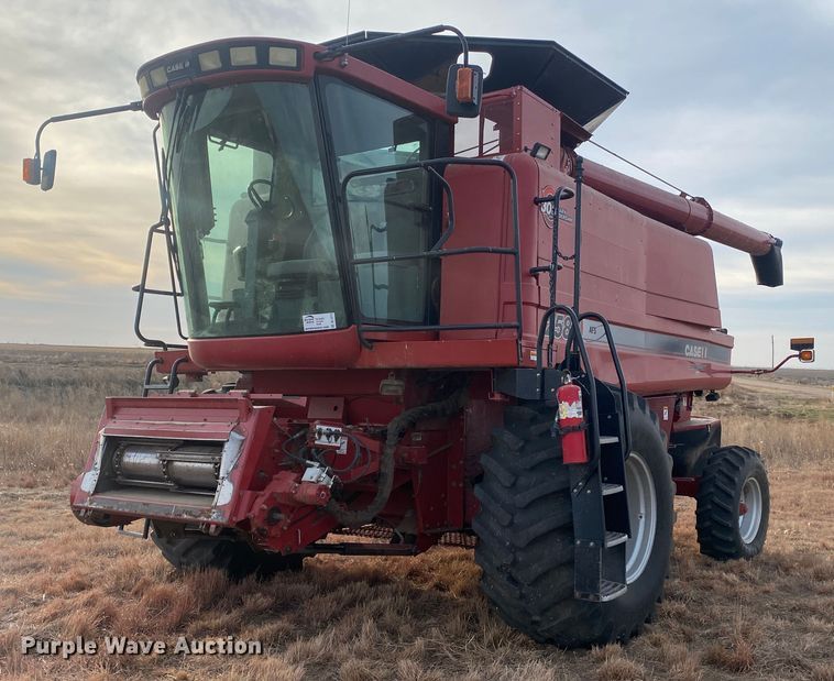 image for item DL1271 2007 Case IH 2588  combine