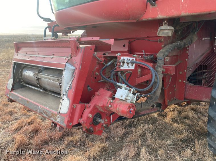 image for item DL1271 2007 Case IH 2588  combine