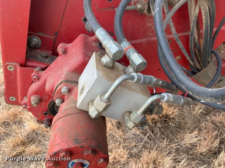 image for item DL1271 2007 Case IH 2588  combine
