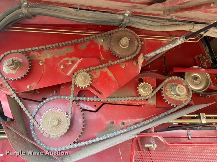 image for item DL1271 2007 Case IH 2588  combine