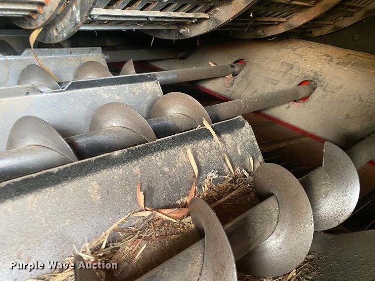 image for item DL1271 2007 Case IH 2588  combine