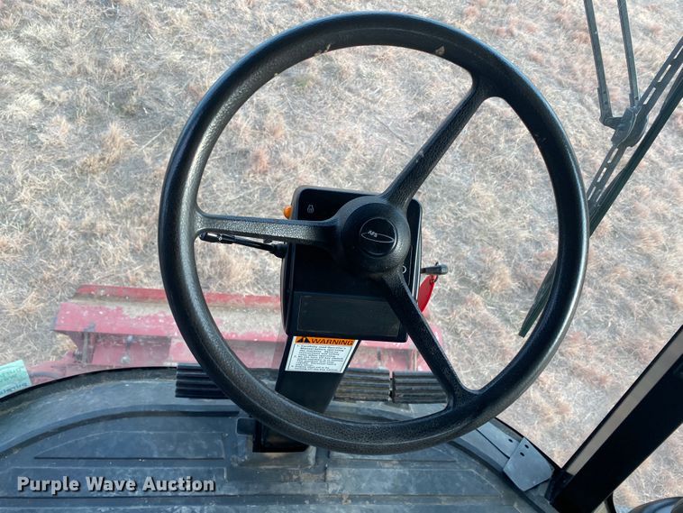 image for item DL1271 2007 Case IH 2588  combine