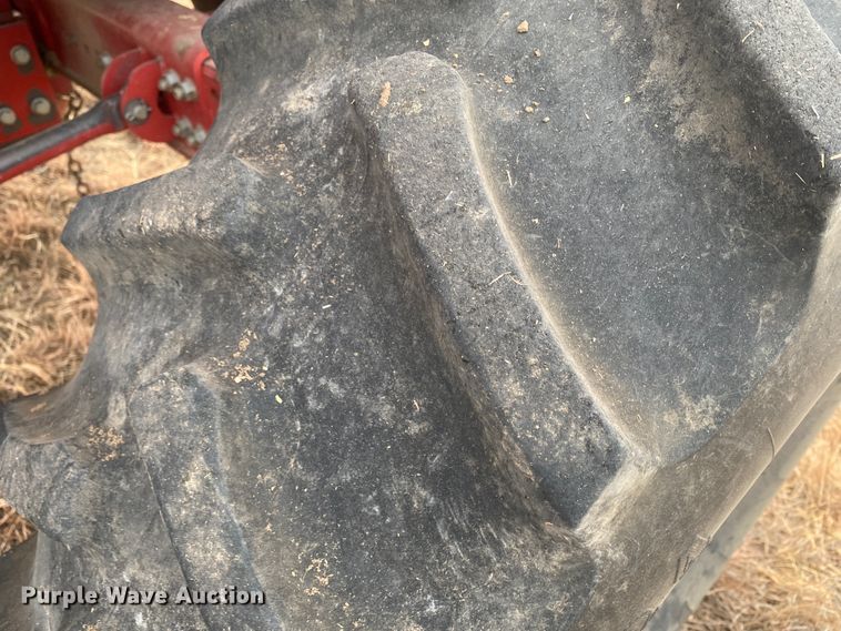 image for item DL1271 2007 Case IH 2588  combine