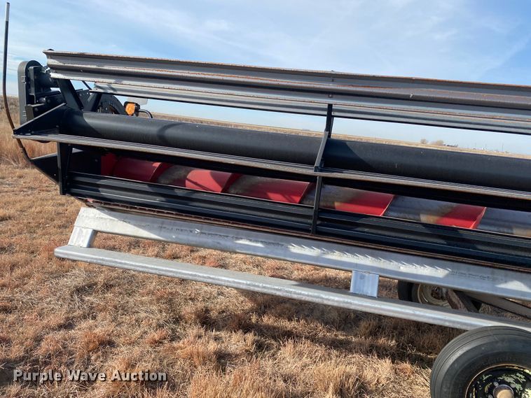 image for item DL1272 2007 Case IH 1010  rigid head