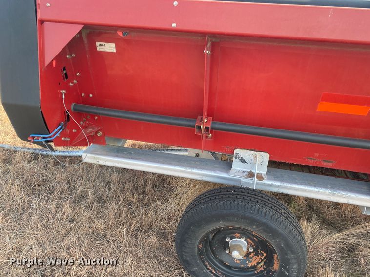 image for item DL1272 2007 Case IH 1010  rigid head