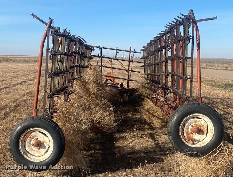 image for item DL1273 Spike tooth harrow