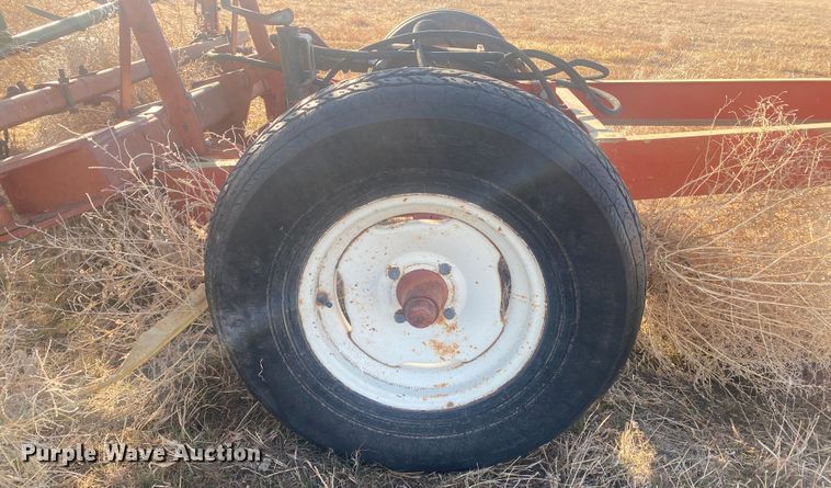 image for item DL1273 Spike tooth harrow