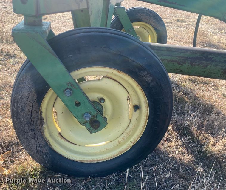 image for item DL1274 Land leveler