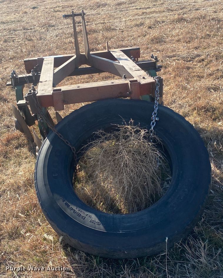 image for item DL1276 Subsoiler