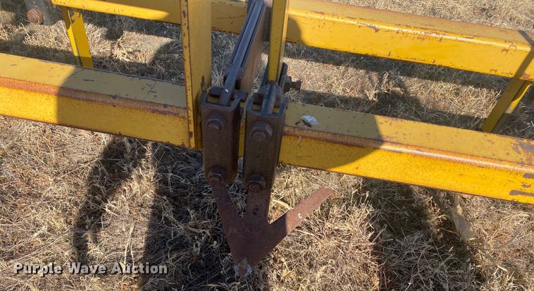 image for item DL1279 Row crop cultivator