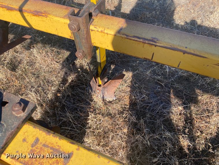 image for item DL1279 Row crop cultivator