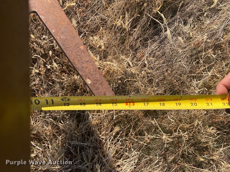 image for item DL1279 Row crop cultivator